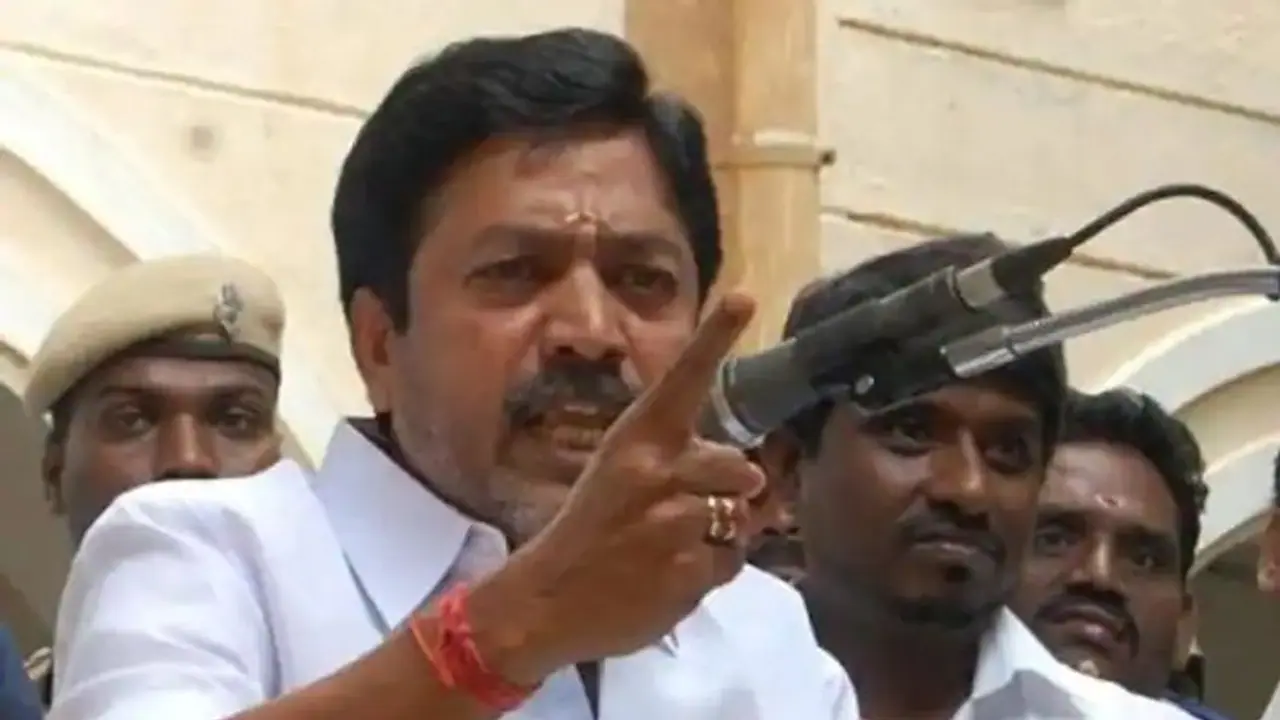 அதிமுக யாருக்காகவும் காத்திருக்காது! ஈரோடு இடைத்தேர்தலில் மிகப்பெரிய முறைகேடு!டெல்லியில் சீறிய சி.வி.சண்முகம் அதிமுக யாருக்காகவும் காத்திருக்காது! ஈரோடு இடைத்தேர்தலில் மிகப்பெரிய முறைகேடு!டெல்லியில் சீறிய சி.வி.சண்முகம்