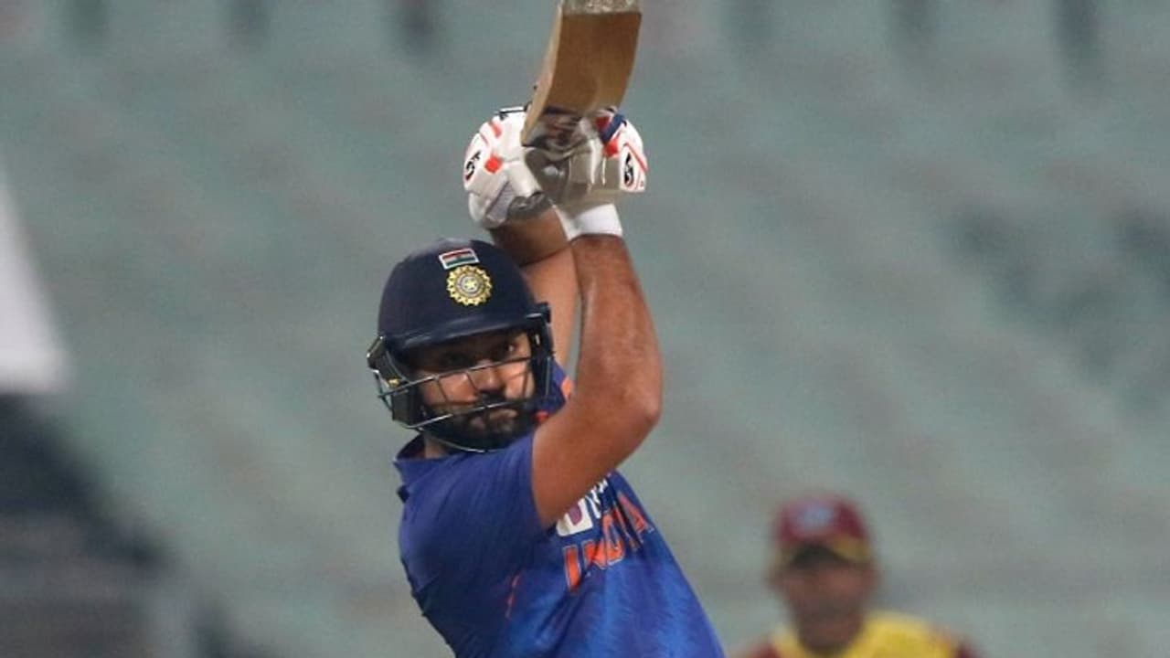 IND vs WI : രോഹിത് ശര്മ്മയാണ് മാതൃക; ടി20യില് ഇന്ത്യ തുടരേണ്ട പാതയെ കുറിച്ച് ഇയാന് ബിഷപ്പ് IND vs WI : രോഹിത് ശര്മ്മയാണ് മാതൃക; ടി20യില് ഇന്ത്യ തുടരേണ്ട പാതയെ കുറിച്ച് ഇയാന് ബിഷപ്പ്