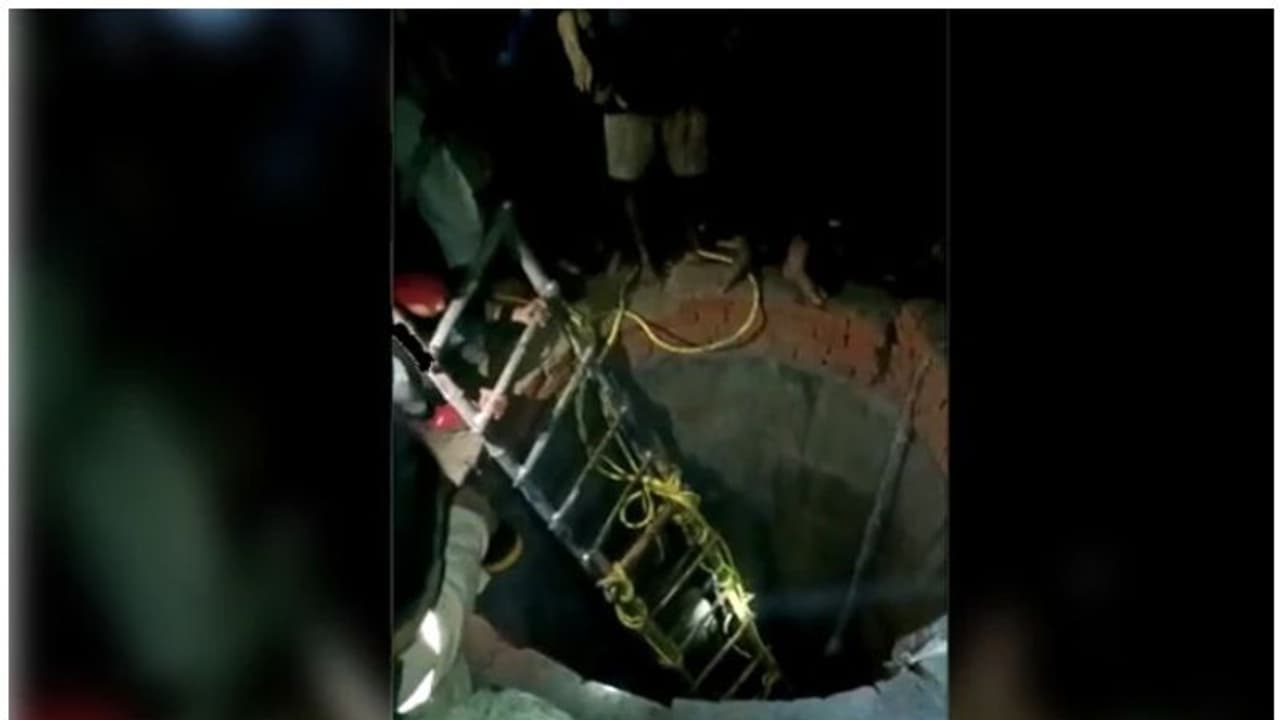 13 dies after Fell in to well : വിവാഹ ആഘോഷത്തിനിടെ കിണറ്റില് വീണ് 13 പേര്ക്ക് ദാരുണാന്ത്യം 13 dies after Fell in to well : വിവാഹ ആഘോഷത്തിനിടെ കിണറ്റില് വീണ് 13 പേര്ക്ക് ദാരുണാന്ത്യം