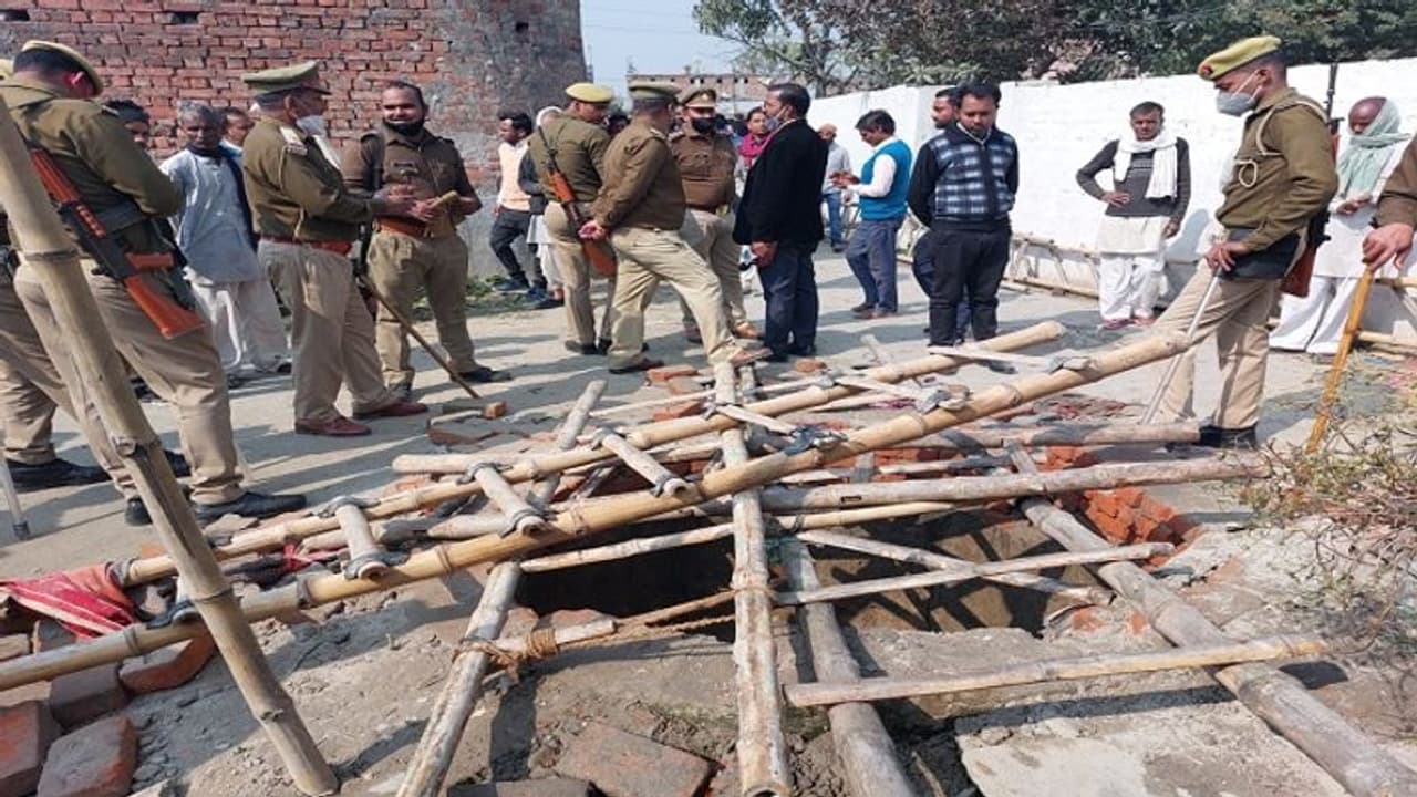 कुशीनगर हादसे में लापरवाह स्वास्थ्यकर्मियों पर गिरी गाज, जांच रिपोर्ट के बाद हुई कार्रवाई