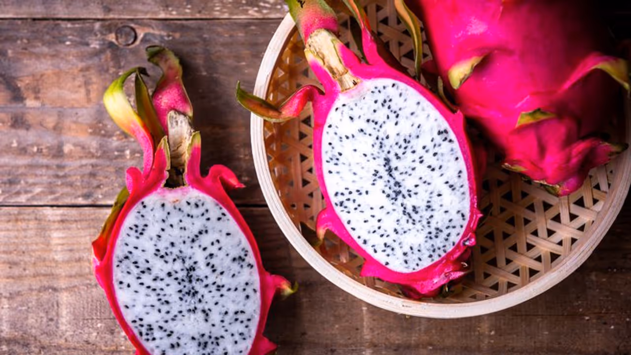 ഹൃദ്രോഗ സാധ്യത കുറയ്ക്കും, പ്രതിരോധശേഷി കൂട്ടും ; അറിയാം ഡ്രാഗൺ ഫ്രൂട്ടിന്റെ ആരോഗ്യഗുണങ്ങൾ ഹൃദ്രോഗ സാധ്യത കുറയ്ക്കും, പ്രതിരോധശേഷി കൂട്ടും ; അറിയാം ഡ്രാഗൺ ഫ്രൂട്ടിന്റെ ആരോഗ്യഗുണങ്ങൾ