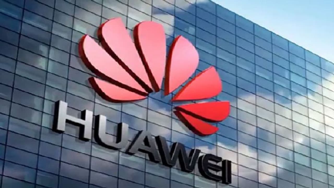 അമേരിക്കക്കും ആപ്പിളിനും നെഞ്ചിടിക്കുന്നോ; പുത്തൻകരുത്തോടെ വാവെയ് അവതരിക്കുന്നു, ഇപ്പോൾ പേടിക്കേണ്ടെന്ന് യുഎസ് അമേരിക്കക്കും ആപ്പിളിനും നെഞ്ചിടിക്കുന്നോ; പുത്തൻകരുത്തോടെ വാവെയ് അവതരിക്കുന്നു, ഇപ്പോൾ പേടിക്കേണ്ടെന്ന് യുഎസ്