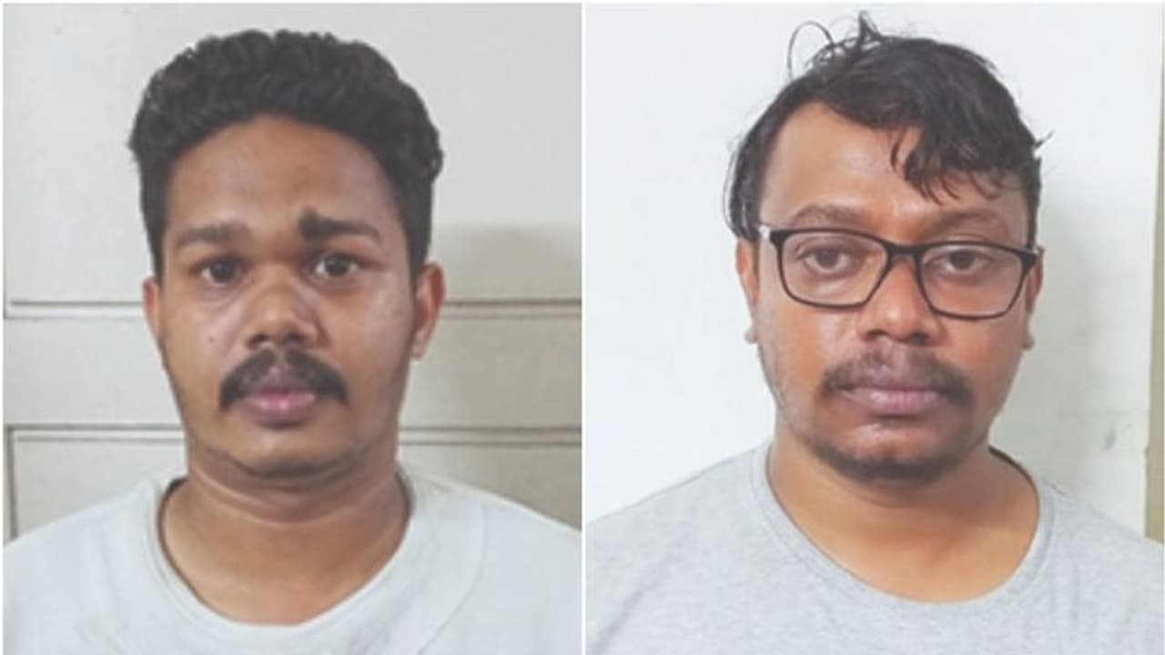 കാറിൽ വിൽപ്പനക്കെത്തിച്ച 22 കിലോ കഞ്ചാവുമായി യുവാക്കള് പിടിയില് കാറിൽ വിൽപ്പനക്കെത്തിച്ച 22 കിലോ കഞ്ചാവുമായി യുവാക്കള് പിടിയില്