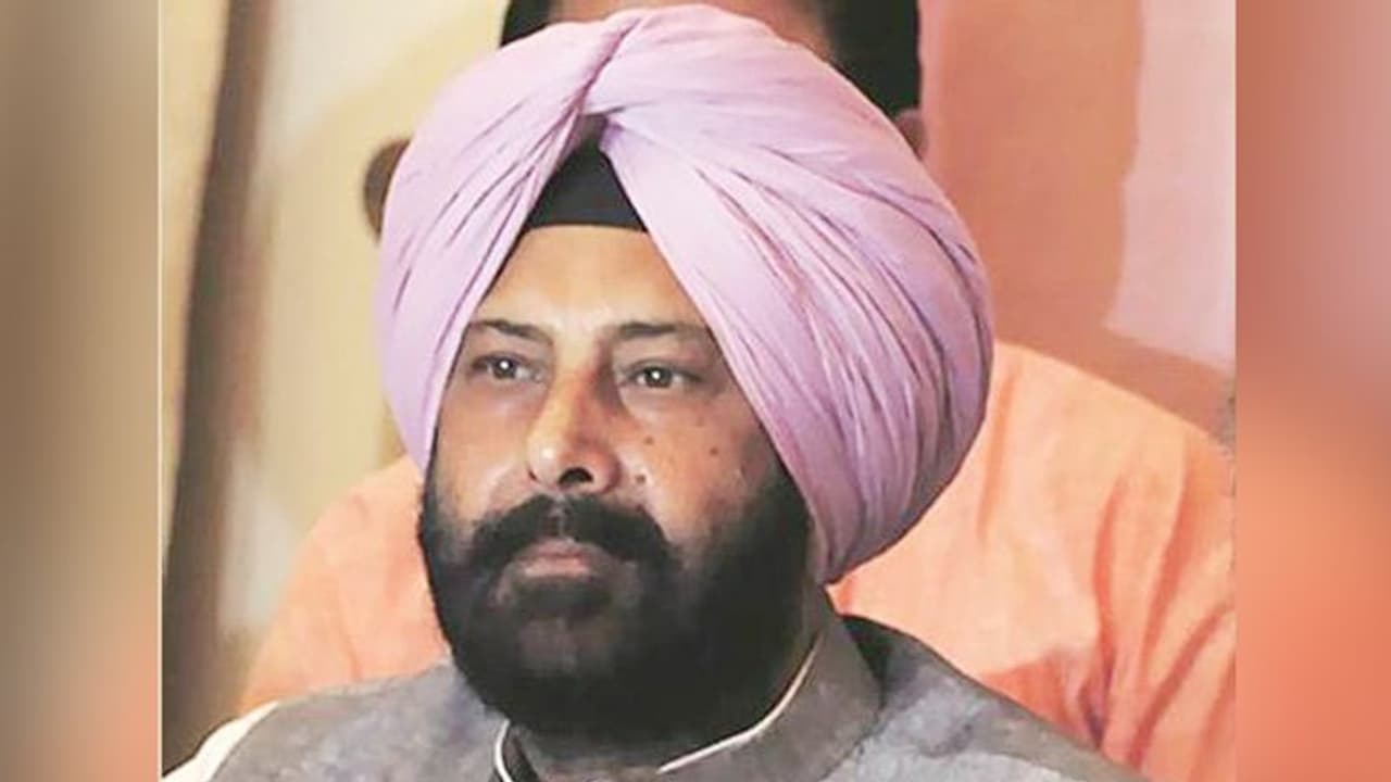 पंजाब चुनाव: कांग्रेस ये क्या कर रही, वोटिंग से 3 दिन पहले पूर्व विधायक को पार्टी से निकाला, जानिए वजह