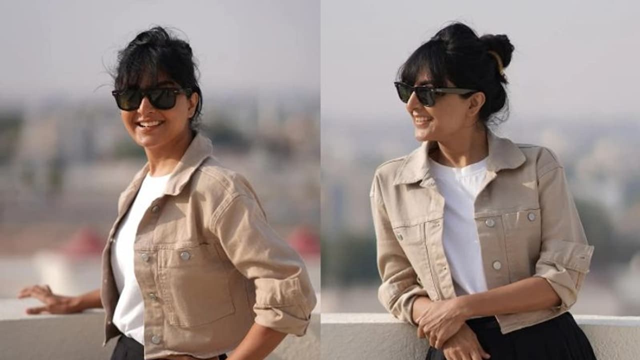 Manju Warrier : ‘എത്ര ഇരുട്ടിയാലും സൂര്യൻ വീണ്ടും പ്രകാശിക്കും’; സ്റ്റൈലിഷ് ലുക്കിൽ മഞ്ജു വാര്യർ Manju Warrier : ‘എത്ര ഇരുട്ടിയാലും സൂര്യൻ വീണ്ടും പ്രകാശിക്കും’; സ്റ്റൈലിഷ് ലുക്കിൽ മഞ്ജു വാര്യർ