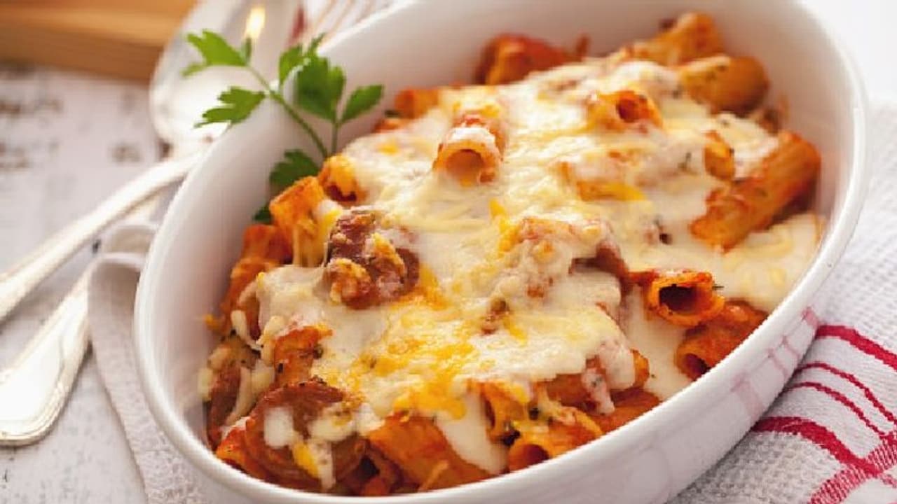 বাচ্চার টিফিনে থাক বাহারি পাস্তা, রইল বেকড পনির পাস্তার রেসিপি বাচ্চার টিফিনে থাক বাহারি পাস্তা, রইল বেকড পনির পাস্তার রেসিপি