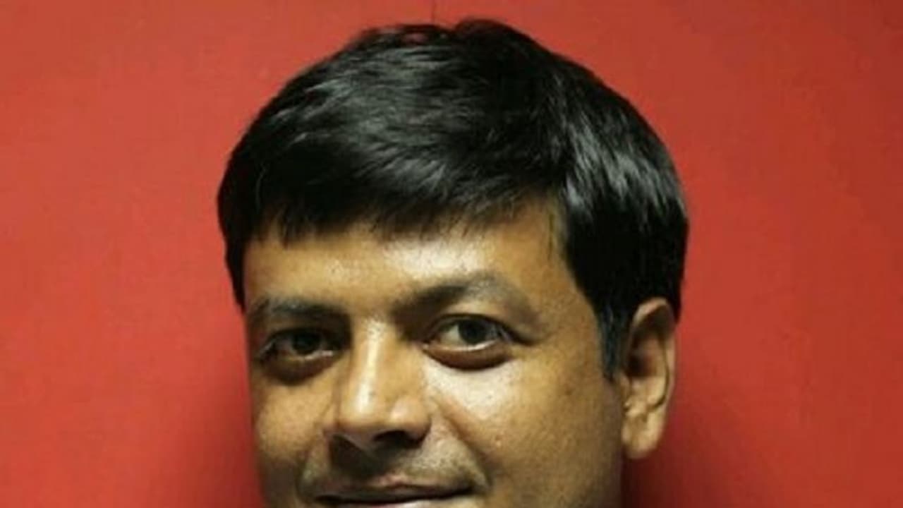 Noted journalist Ravish Tiwari succumbs to cancer; PM, President condole untimely demise Noted journalist Ravish Tiwari succumbs to cancer; PM, President condole untimely demise