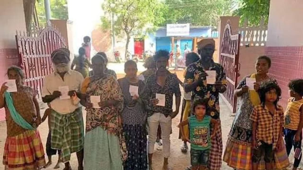 நரிக்குறவர் சமூகத்தை பழங்குடியினர் பிரிவில் சேர்க்கும் திட்டம்: மத்திய அமைச்சரவை ஒப்புதல் நரிக்குறவர் சமூகத்தை பழங்குடியினர் பிரிவில் சேர்க்கும் திட்டம்: மத்திய அமைச்சரவை ஒப்புதல்