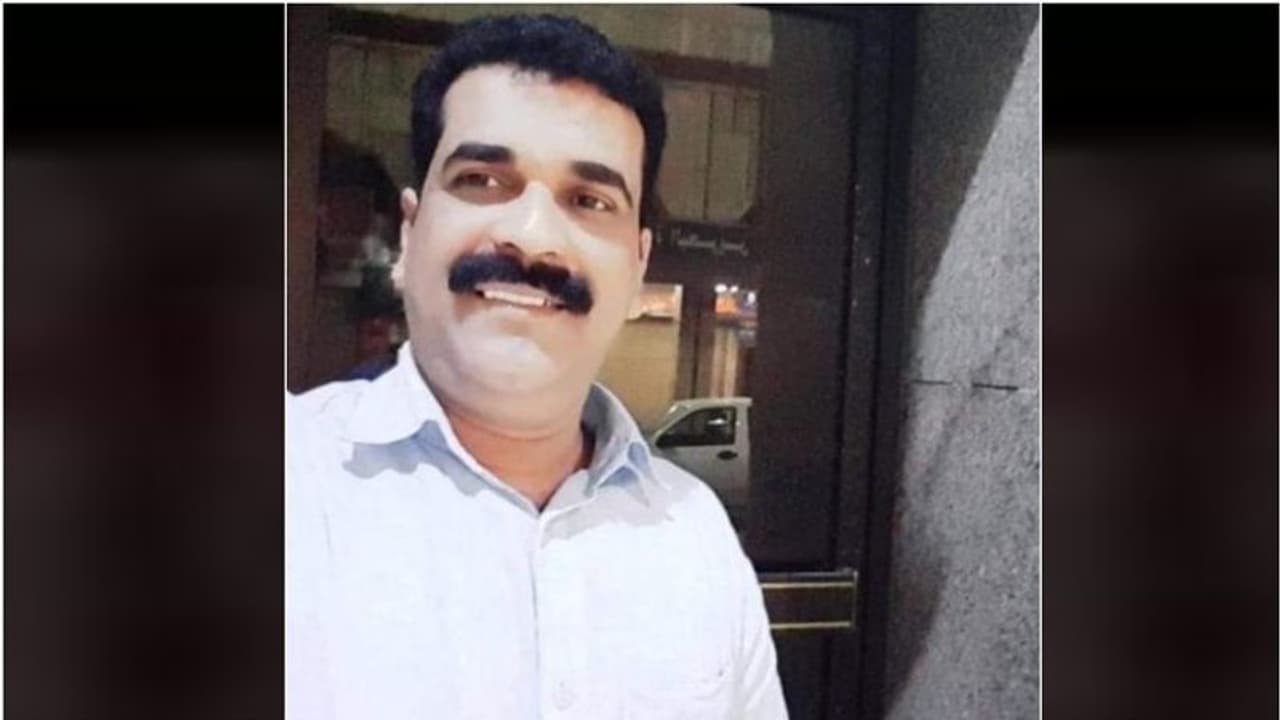 Expat Died : ജോലിക്കിടയില് കുഴഞ്ഞുവീണ് പ്രവാസി മലയാളി മരിച്ചു Expat Died : ജോലിക്കിടയില് കുഴഞ്ഞുവീണ് പ്രവാസി മലയാളി മരിച്ചു