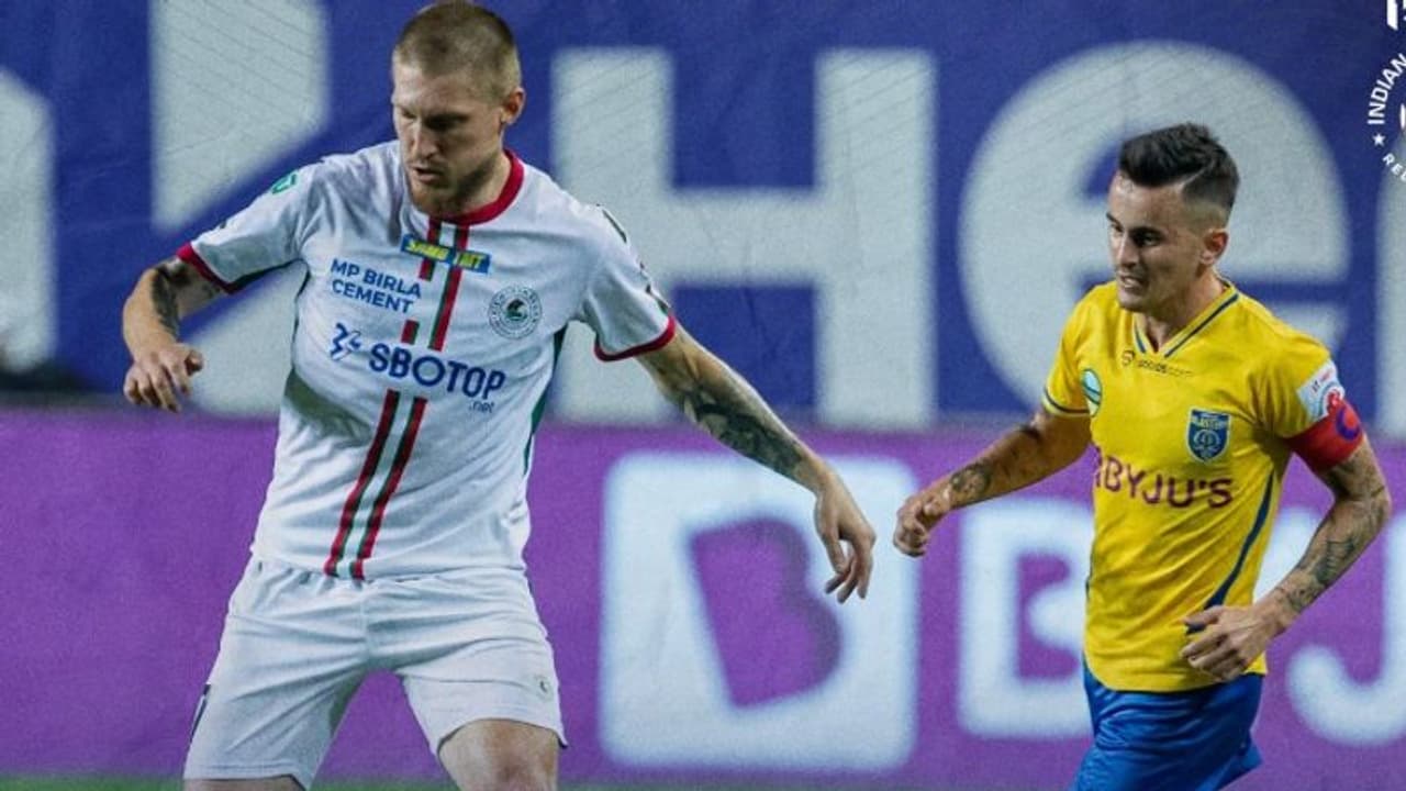 ISL 2021 22: കൊണ്ടും കൊടുത്തും എടികെയും ബ്ലാസ്റ്റേഴ്സും, ആദ്യ പകുതിയില്‍ ഒപ്പത്തിനൊപ്പം