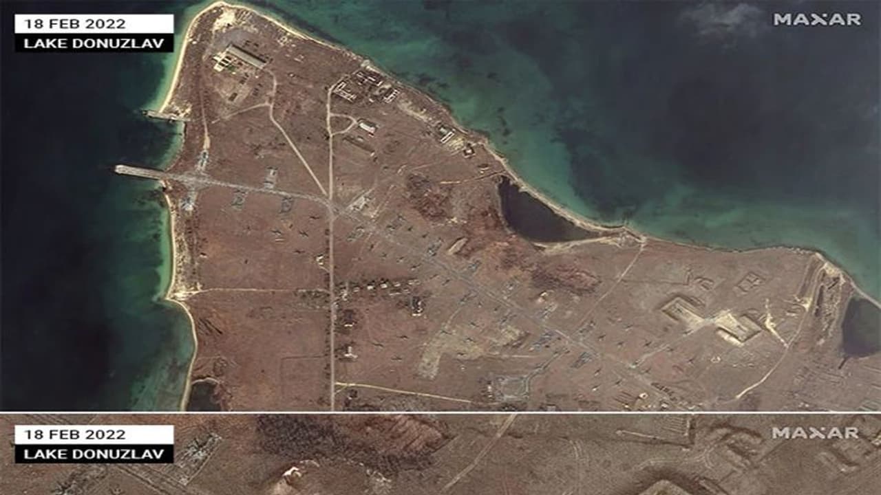 यूक्रेन बार्डर पर रूस ने सैनिक तो कम किए लेकिन हथियार और फाइटर जेट्स बढ़ गए, अमेरिका बेचैन...