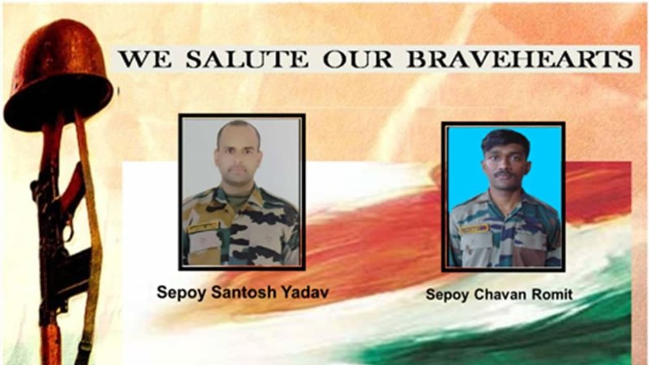 शोपियां के शहीदों को सेना ने दी श्रद्धांजलि, आर्मी चीफ ने कहा सर्वोच्च बलिदान को सलाम शोपियां के शहीदों को सेना ने दी श्रद्धांजलि, आर्मी चीफ ने कहा सर्वोच्च बलिदान को सलाम