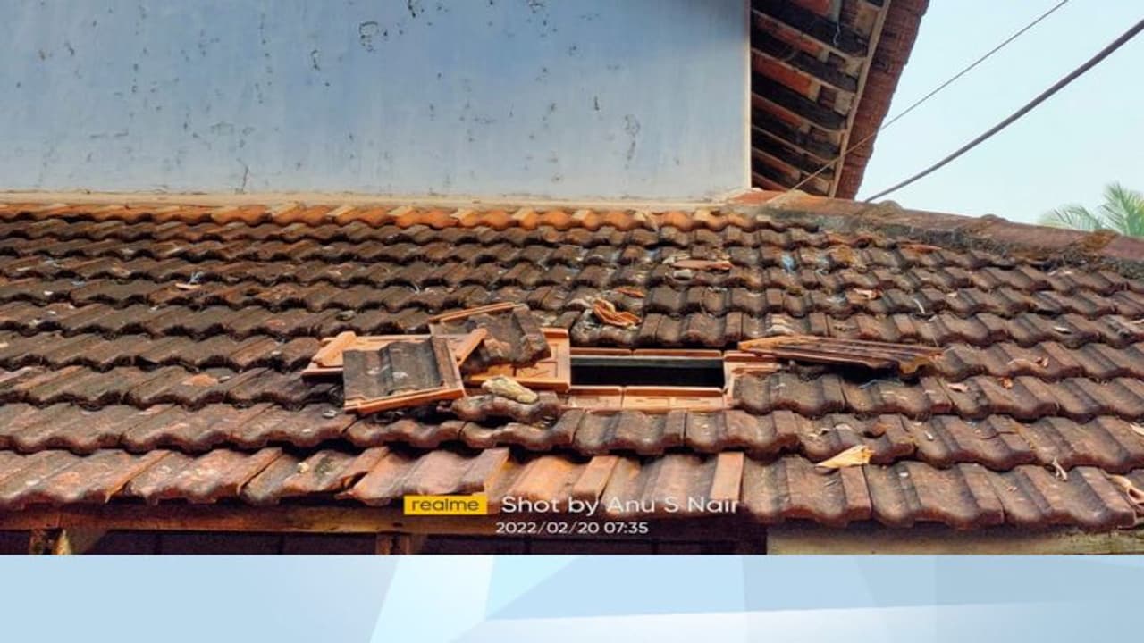 Kuthiravattom : കുതിരവട്ടം മാനസികാരോഗ്യ കേന്ദ്രത്തില്‍ നിന്ന് പതിനേഴുകാരി ചാടിപ്പോയത് ഓട് പൊളിച്ച്