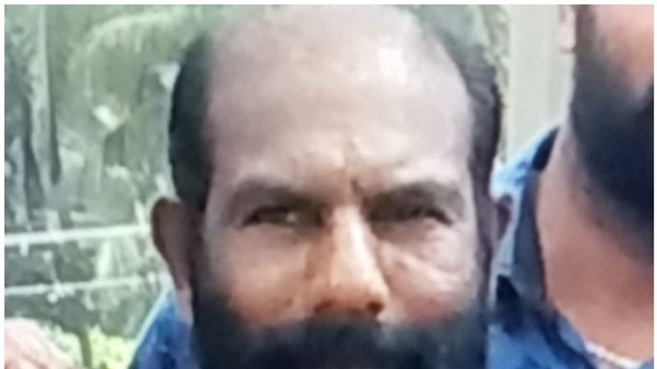 ഹരിദാസ് വധം: ഏഴ് പേർ കസ്റ്റഡിയിൽ, ഹരിദാസൻ്റെ ശരീരം വെട്ടി വികൃതമാക്കിയെന്ന് ഇൻക്വസ്റ്റ് റിപ്പോർട്ട് ഹരിദാസ് വധം: ഏഴ് പേർ കസ്റ്റഡിയിൽ, ഹരിദാസൻ്റെ ശരീരം വെട്ടി വികൃതമാക്കിയെന്ന് ഇൻക്വസ്റ്റ് റിപ്പോർട്ട്