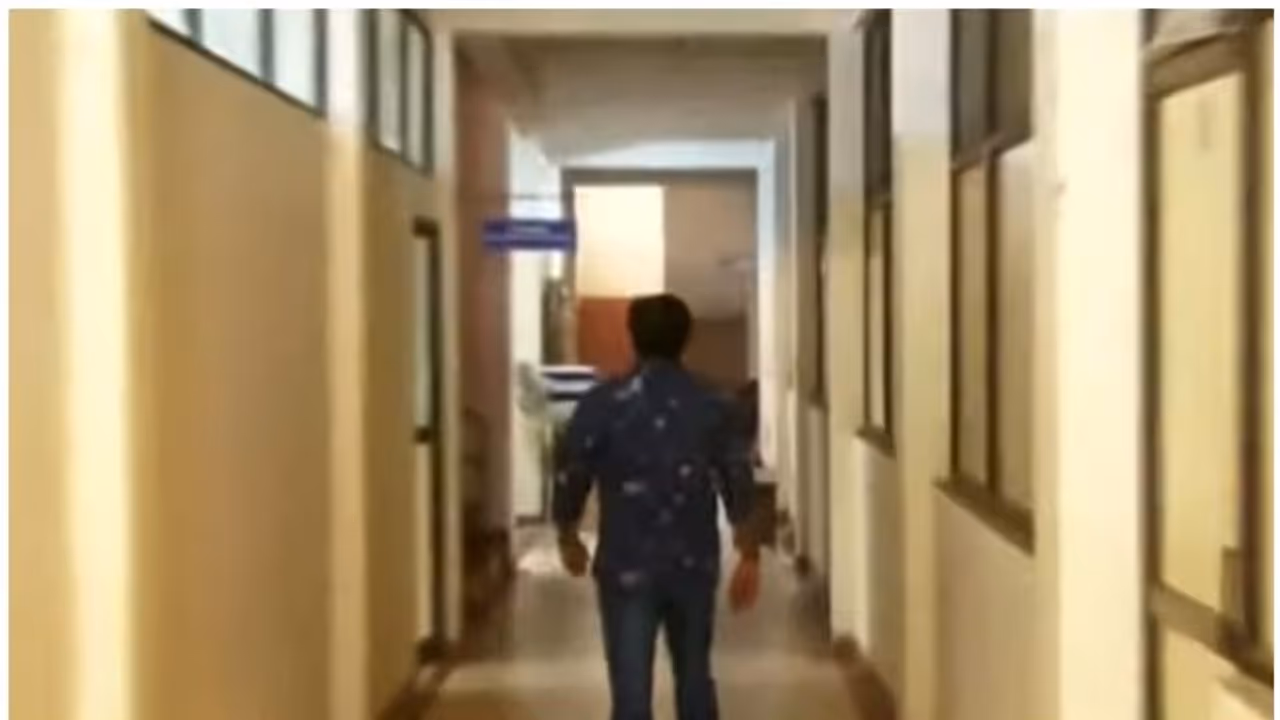 Dileep Case : വധഗൂഢാലോചന കേസ്; ദിലീപിന്റെ സഹോദരി ഭര്ത്താവ് ചോദ്യം ചെയ്യലിന് ഹാജരായി Dileep Case : വധഗൂഢാലോചന കേസ്; ദിലീപിന്റെ സഹോദരി ഭര്ത്താവ് ചോദ്യം ചെയ്യലിന് ഹാജരായി