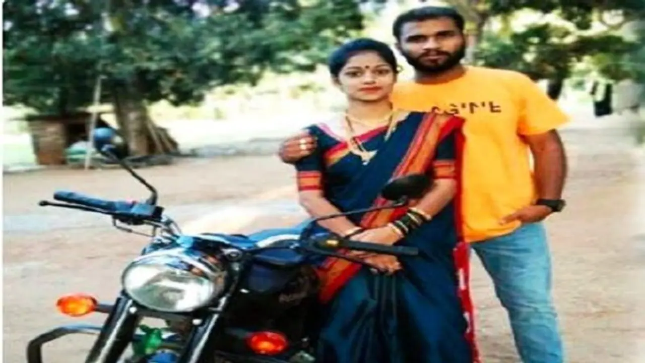 Crime News ಮದ್ವೆಯಾಗಿ 10 ತಿಂಗಳಿಗೆ ಜೀವನ ಸಾಕಾಯ್ತೆ? ಪತ್ನಿಯ ಶವ ನೋಡಿ ಪತಿಯೂ ಆತ್ಮಹತ್ಯೆ Crime News ಮದ್ವೆಯಾಗಿ 10 ತಿಂಗಳಿಗೆ ಜೀವನ ಸಾಕಾಯ್ತೆ? ಪತ್ನಿಯ ಶವ ನೋಡಿ ಪತಿಯೂ ಆತ್ಮಹತ್ಯೆ