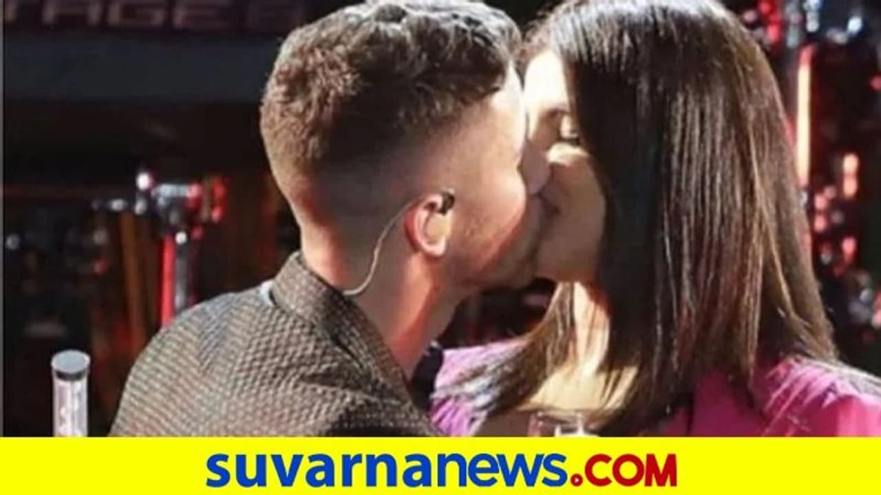 Sensual Kiss: ಸಂಗಾತಿಗೆ ಮತ್ತು ಬರುವ ಮುತ್ತು ಕೊಡುವುದು ಹೇಗೆ ? Sensual Kiss: ಸಂಗಾತಿಗೆ ಮತ್ತು ಬರುವ ಮುತ್ತು ಕೊಡುವುದು ಹೇಗೆ ?