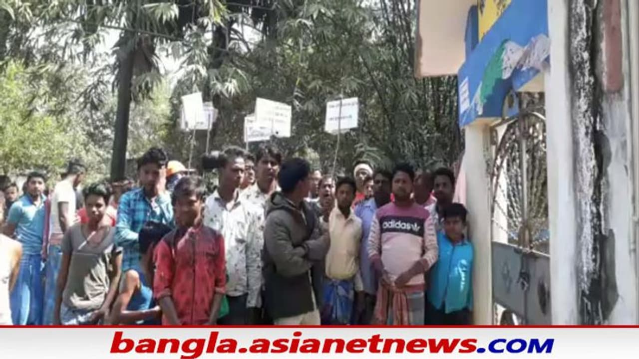 ছুটির পরে স্কুলের ভেতরে পিকনিক মদ্যপান শিক্ষকদের, অবিভাবকদের প্রতিবাদে সরগরম কেশপুর