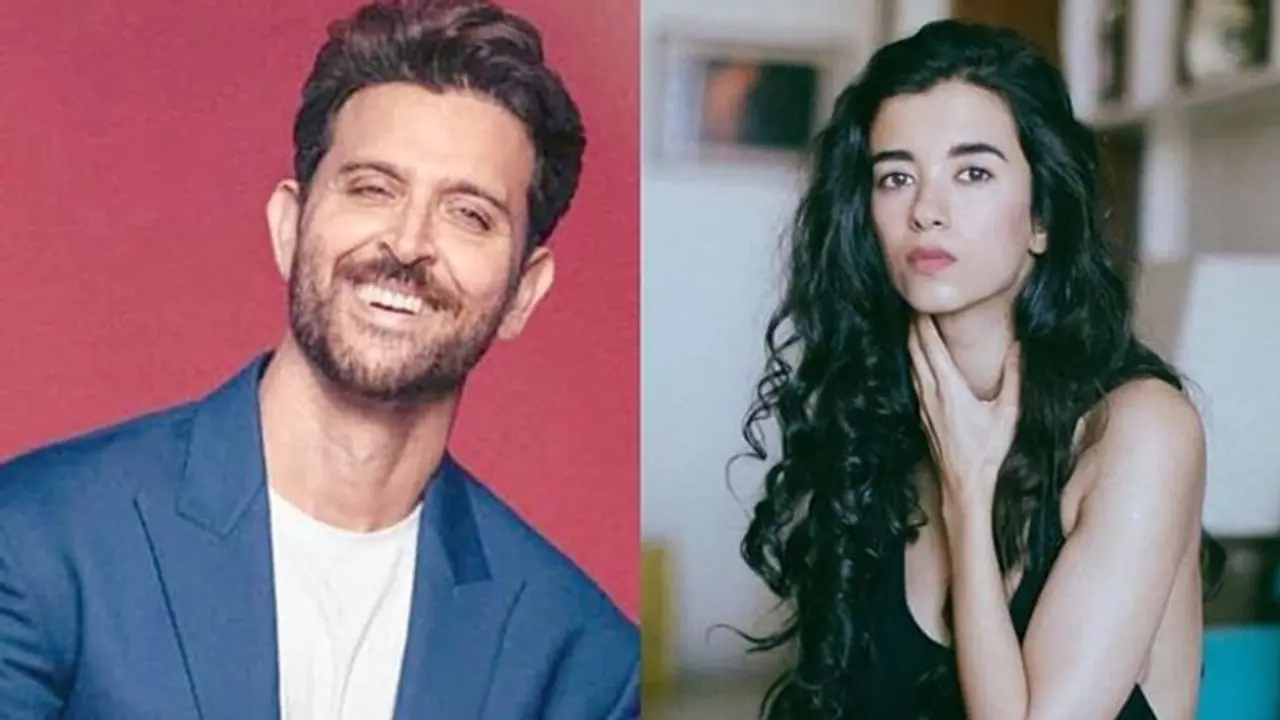 হ্যালো ভাবি! বিয়ের আগেই বৌদি সম্বোধন হৃত্বিকের চর্চিত প্রেমিকাকে হ্যালো ভাবি! বিয়ের আগেই বৌদি সম্বোধন হৃত্বিকের চর্চিত প্রেমিকাকে