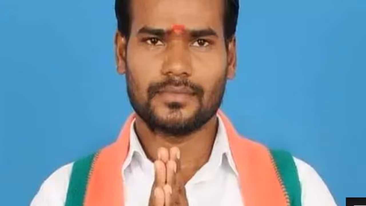 TN Local Body Election Result:ஒரு ஓட்டு வித்தியாசத்தில் திமுகவை தோற்கடித்த பாஜக.. மீண்டும் ஒத்த ஓட்டு வாங்கி TN Local Body Election Result:ஒரு ஓட்டு வித்தியாசத்தில் திமுகவை தோற்கடித்த பாஜக.. மீண்டும் ஒத்த ஓட்டு வாங்கி