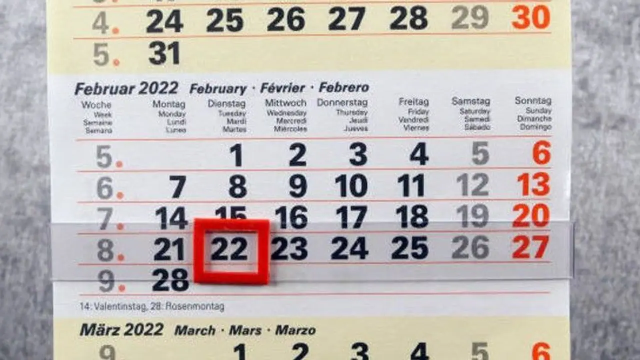 Vastu Tips : ಮನೆಯ ಈ ದಿಕ್ಕಿನಲ್ಲಿ ಅಪ್ಪಿತಪ್ಪಿಯೂ ಕ್ಯಾಲೆಂಡರ್ ಹಾಕ್ಬೇಡಿ
