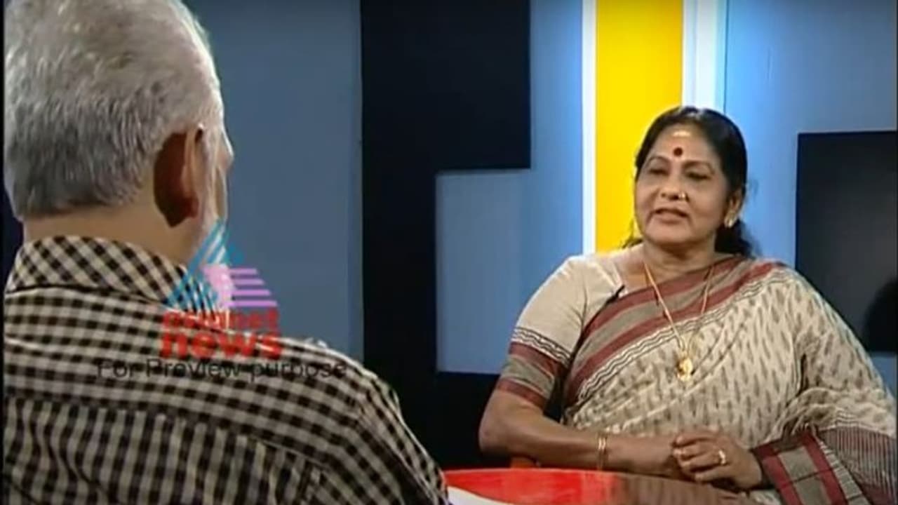 KPAC Lalitha : തയ്യൽ ടീച്ചറാക്കണമെന്ന് അമ്മയുടെ ആഗ്രഹം, കലാകാരനായ അച്ഛന്റെ വഴിയിൽ അഭിനയത്തിലേക്കെത്തി ലളിത KPAC Lalitha : തയ്യൽ ടീച്ചറാക്കണമെന്ന് അമ്മയുടെ ആഗ്രഹം, കലാകാരനായ അച്ഛന്റെ വഴിയിൽ അഭിനയത്തിലേക്കെത്തി ലളിത