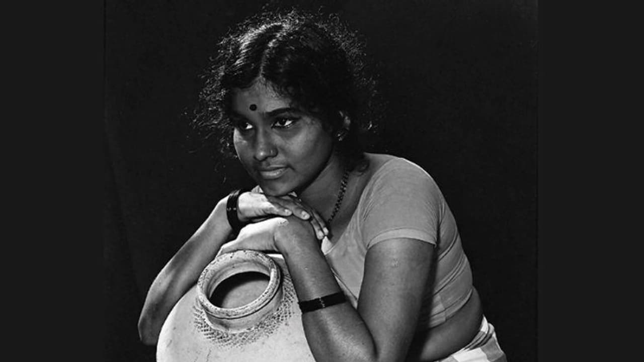 'നട്ടെല്ലില്ലാത്തവര് ഇവിടെ കേറി ഇരുന്നാല് ഇങ്ങനെയൊക്കെ നടക്കും'; അന്ന് ഉമ്മറിനോട് പൊട്ടിത്തെറിച്ച ലളിത 'നട്ടെല്ലില്ലാത്തവര് ഇവിടെ കേറി ഇരുന്നാല് ഇങ്ങനെയൊക്കെ നടക്കും'; അന്ന് ഉമ്മറിനോട് പൊട്ടിത്തെറിച്ച ലളിത