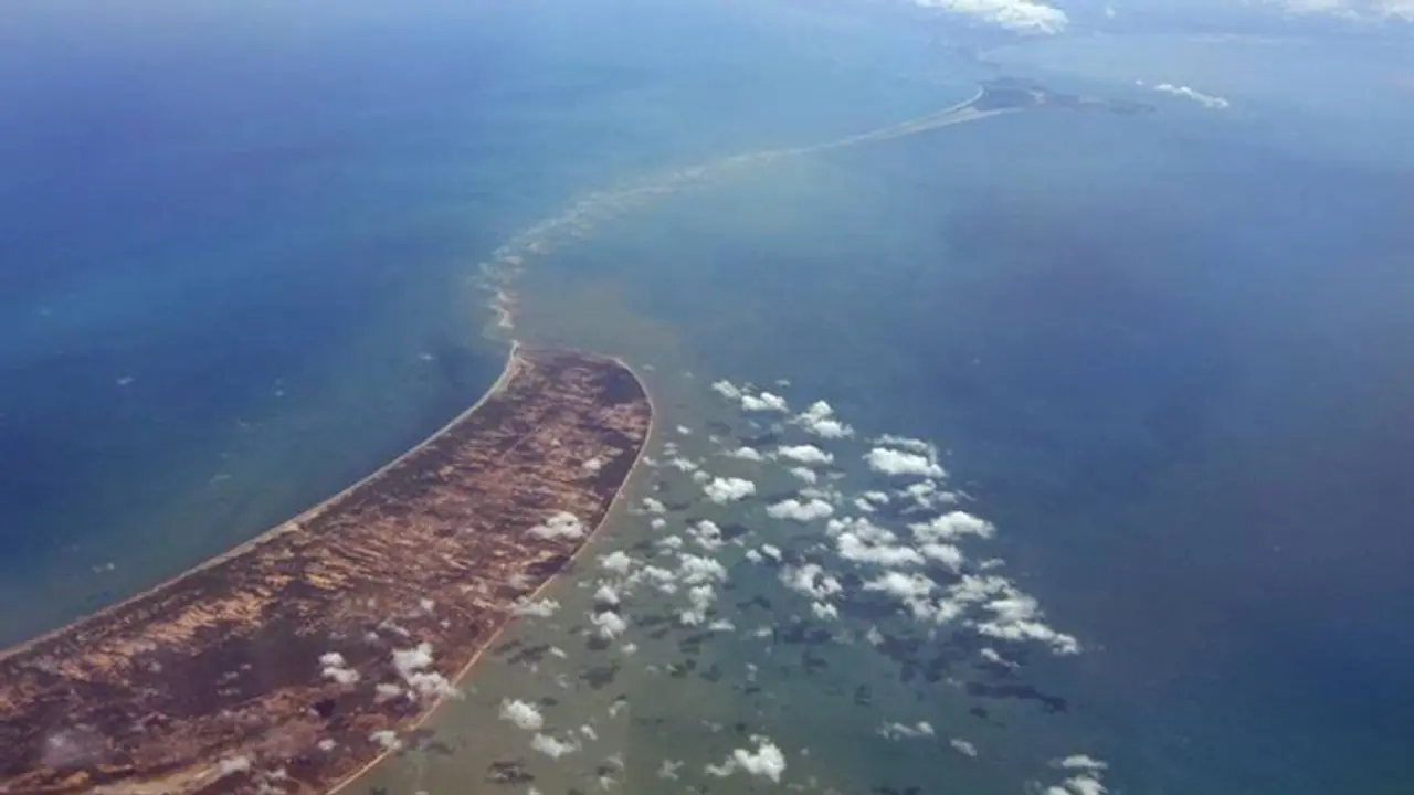 ರಾಮಸೇತು ಇತ್ತು ಎನ್ನಲಾಗದು, ಕುರುಹು ಇದೆ: ಕೇಂದ್ರ ಸರ್ಕಾರ; ಕಾಂಗ್ರೆಸ್ ಆಕ್ರೋಶ ರಾಮಸೇತು ಇತ್ತು ಎನ್ನಲಾಗದು, ಕುರುಹು ಇದೆ: ಕೇಂದ್ರ ಸರ್ಕಾರ; ಕಾಂಗ್ರೆಸ್ ಆಕ್ರೋಶ