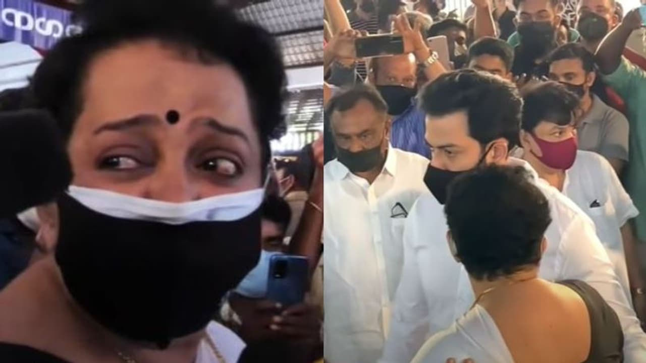 KPAC Lalitha : പൊട്ടിക്കരഞ്ഞ് മല്ലിക സുകുമാരന്; ആദരമര്പ്പിച്ച് പൃഥ്വിരാജ്: വീഡിയോ KPAC Lalitha : പൊട്ടിക്കരഞ്ഞ് മല്ലിക സുകുമാരന്; ആദരമര്പ്പിച്ച് പൃഥ്വിരാജ്: വീഡിയോ