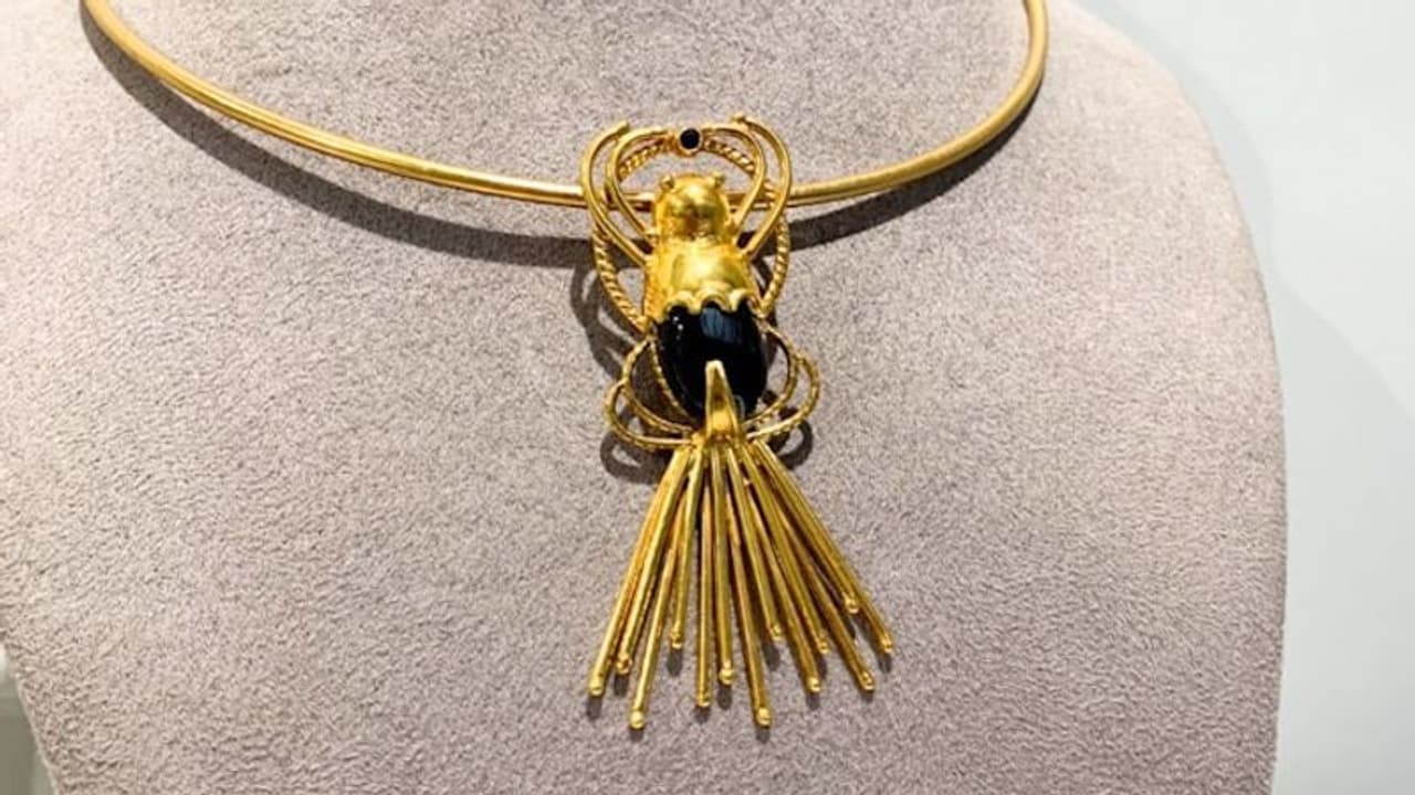 Gold Silver Price Today: ಆಭರಣ ಪ್ರಿಯರಿಗೆ ಶಾಕಿಂಗ್ ನ್ಯೂಸ್: ಗಗನಕ್ಕೇರಿದ ಬಂಗಾರ, ಬೆಳ್ಳಿ ದರ Gold Silver Price Today: ಆಭರಣ ಪ್ರಿಯರಿಗೆ ಶಾಕಿಂಗ್ ನ್ಯೂಸ್: ಗಗನಕ್ಕೇರಿದ ಬಂಗಾರ, ಬೆಳ್ಳಿ ದರ