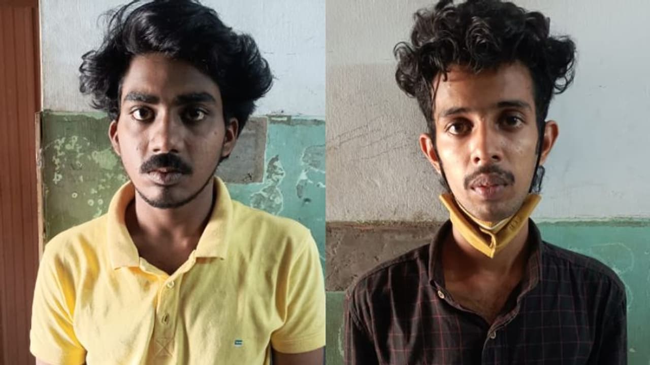 ഗ്രാമിന് 3000 രൂപ മുതല് കൈകാര്യം ചെയ്യലും എളുപ്പം; എംഡിഎംഎയുമായി യുവാക്കൾ പിടിയിൽ ഗ്രാമിന് 3000 രൂപ മുതല് കൈകാര്യം ചെയ്യലും എളുപ്പം; എംഡിഎംഎയുമായി യുവാക്കൾ പിടിയിൽ