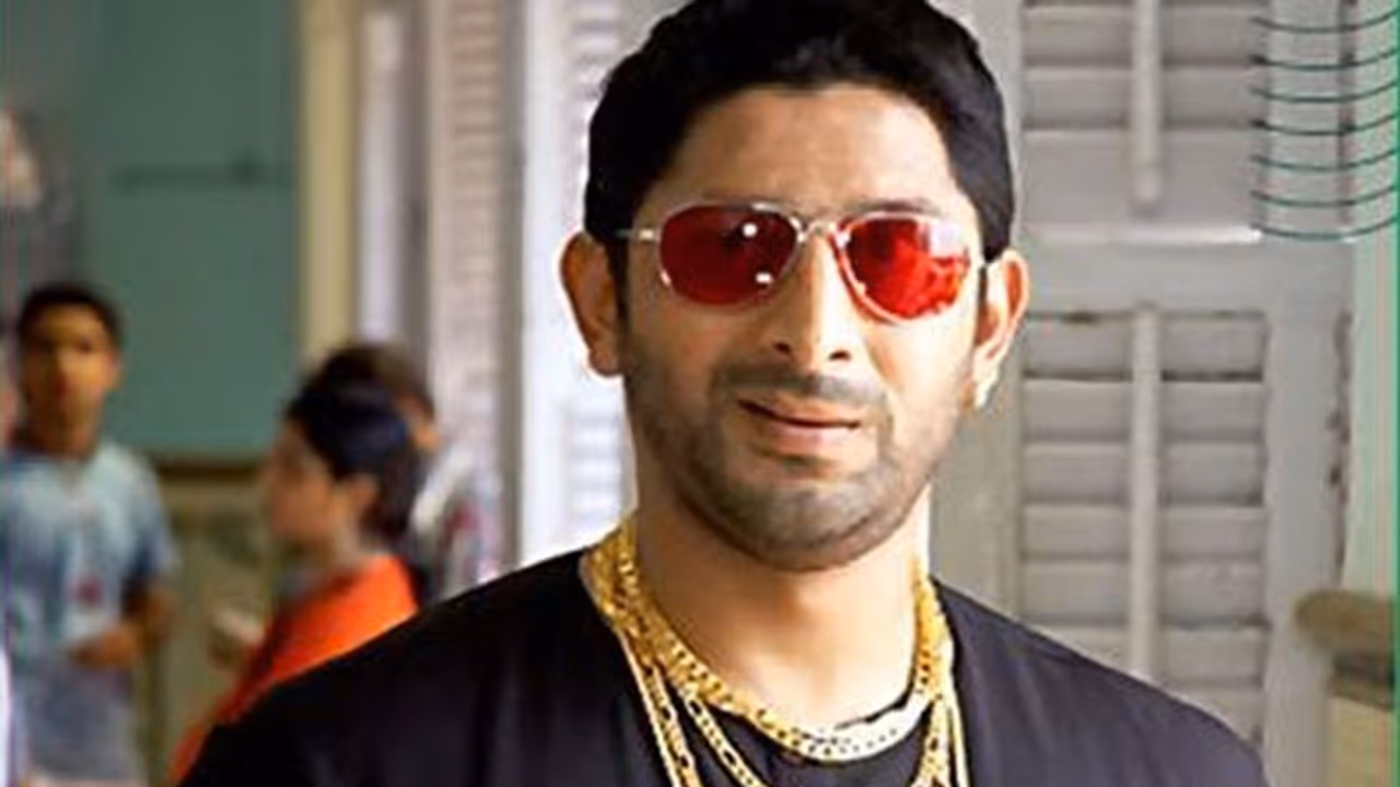 Russia Ukraine Crisis: मुन्नाभाई के सर्किट ने शेयर किया मीम तो भड़के लोग, एक्टर को यूं लगाई लताड़