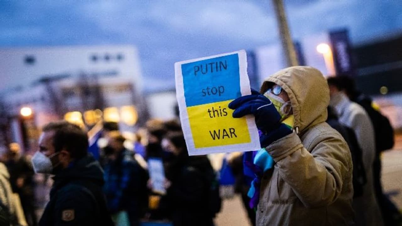 ফের আশায় বুক বাঁধছে ইউক্রেন, কিয়েভ মস্কো দ্বিতীয় বৈঠকে নজর গোটা বিশ্বের ফের আশায় বুক বাঁধছে ইউক্রেন, কিয়েভ মস্কো দ্বিতীয় বৈঠকে নজর গোটা বিশ্বের