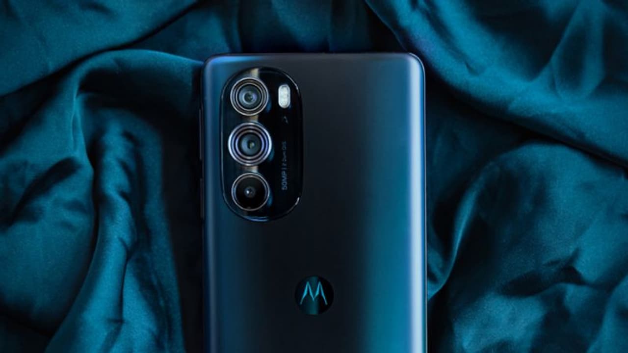 इंडिया में लॉन्च हुआ Motorola Edge 30 Pro स्मार्टफोन, धांसू कैमरा और शानदार फीचर्स से है लैस इंडिया में लॉन्च हुआ Motorola Edge 30 Pro स्मार्टफोन, धांसू कैमरा और शानदार फीचर्स से है लैस
