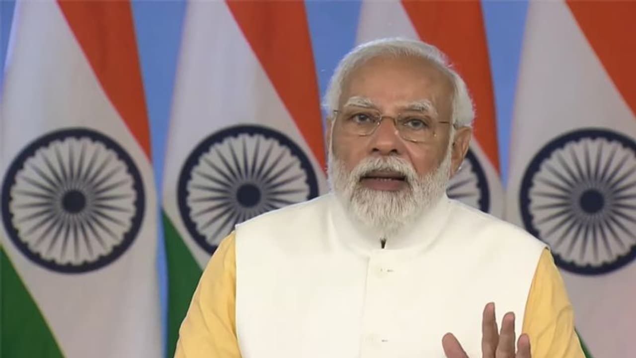 रक्षा में आत्मनिर्भर' पर वेबिनार: रूस यूक्रेन युद्ध के बीच PM मोदी ने फिर दिया'मेड इन इंडिया' हथियारों पर जोर रक्षा में आत्मनिर्भर' पर वेबिनार: रूस यूक्रेन युद्ध के बीच PM मोदी ने फिर दिया'मेड इन इंडिया' हथियारों पर जोर