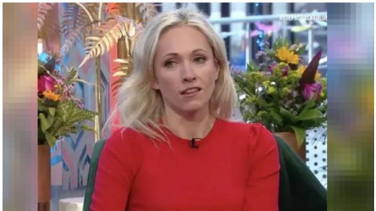 ഒന്ന് ഉറങ്ങി എണീറ്റപ്പോൾ യുവതിയ്ക്ക് നഷ്ടമായത് 20 വര്ഷത്തെ ഓര്മകള് ഒന്ന് ഉറങ്ങി എണീറ്റപ്പോൾ യുവതിയ്ക്ക് നഷ്ടമായത് 20 വര്ഷത്തെ ഓര്മകള്