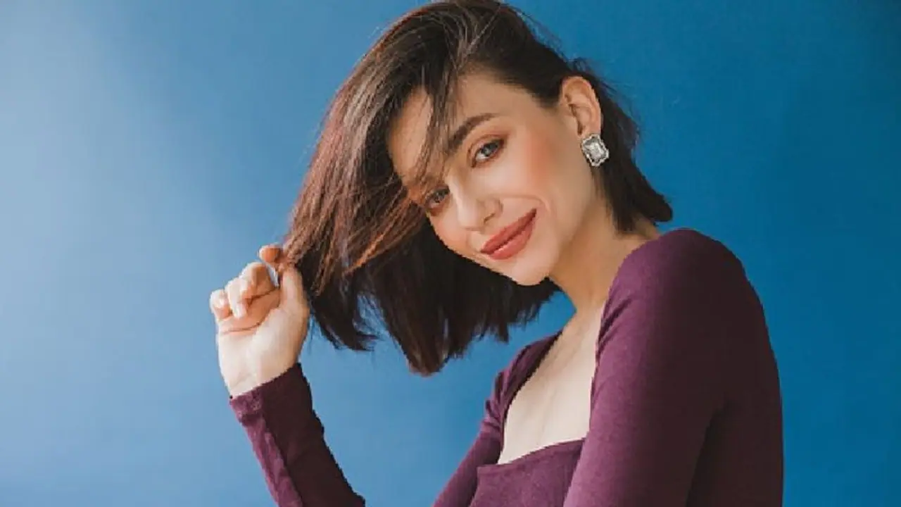 চুলের সকল সমস্যা সমাধান হবে আয়ুর্বেদিক হেয়ার মাস্কের গুণে, জেনে নিন কীভাবে বানাবেন চুলের সকল সমস্যা সমাধান হবে আয়ুর্বেদিক হেয়ার মাস্কের গুণে, জেনে নিন কীভাবে বানাবেন