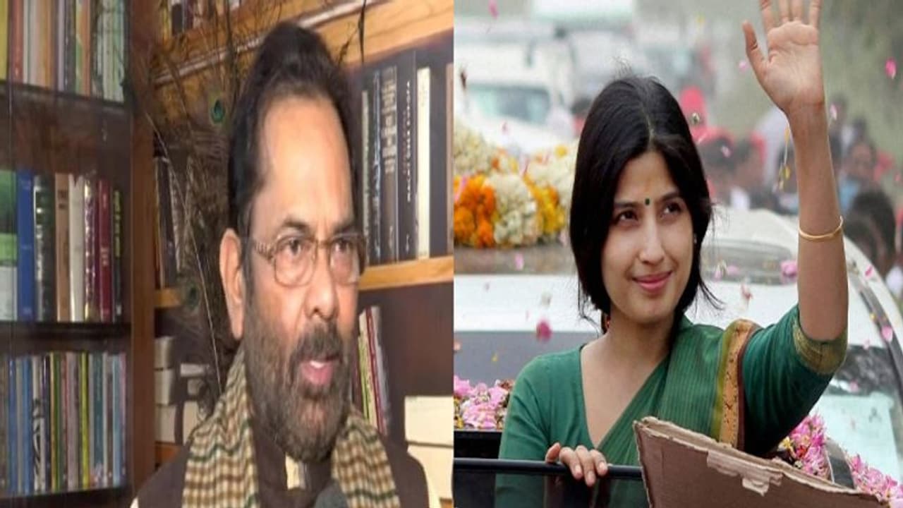 यूपी चुनाव: अब्बास ने डिंपल पर किया पलटवार, बोले मोदी फोबिया से ग्रस्त लोगों को जनता करेगी अस्वीकार यूपी चुनाव: अब्बास ने डिंपल पर किया पलटवार, बोले मोदी फोबिया से ग्रस्त लोगों को जनता करेगी अस्वीकार