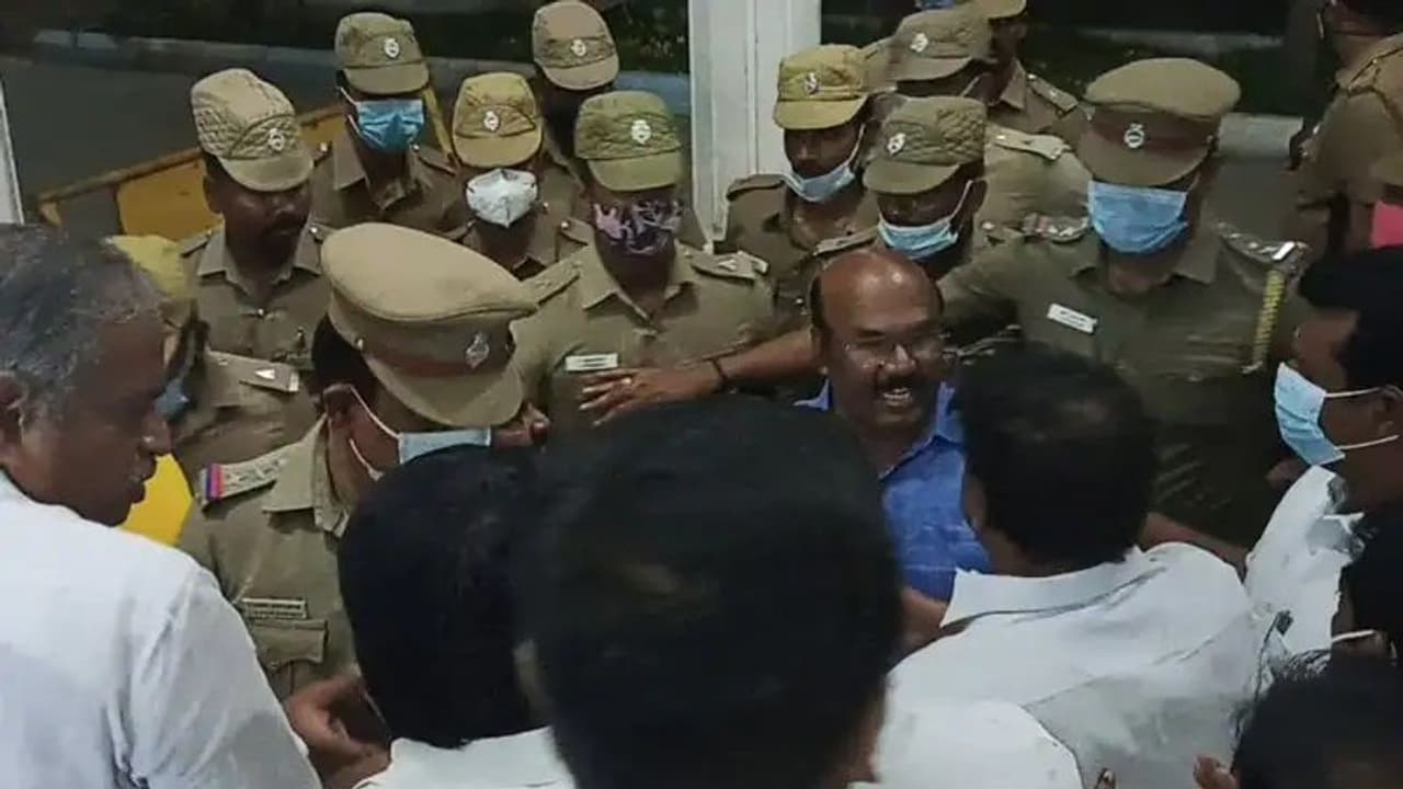 முன்னாள் அமைச்சர் ஜெயக்குமார் புகார் மீது உடனடி நடவடிக்கை..! டிஜிபிக்கு உத்தரவிட்ட தமிழக அரசு