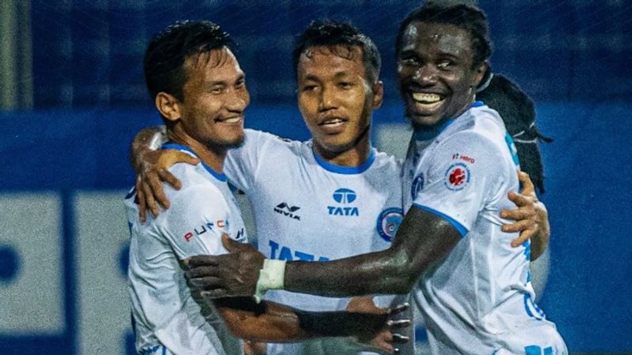 ISL 2021 22: ആവേശപ്പോരില് നോര്ത്ത് ഈസ്റ്റിനെ വീഴ്ത്തി ജംഷഡ്പൂര് പ്ലേ ഓഫിനരികെ ISL 2021 22: ആവേശപ്പോരില് നോര്ത്ത് ഈസ്റ്റിനെ വീഴ്ത്തി ജംഷഡ്പൂര് പ്ലേ ഓഫിനരികെ