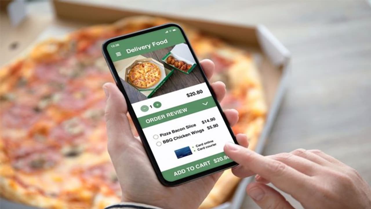 Online এ জিনিস কিনে আনন্দ পান, প্রয়োজন ছাড়া শপিং করেন এই তিন রাশি