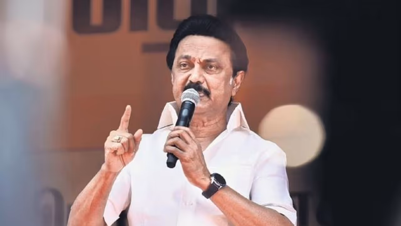 அரசியலுக்கு ஆதரவு கரம் நீட்டுவதை விட்டுட்டு.. இந்த இயக்கங்களை தடை பண்ணுங்க.. முதல்வரை அலர்ட் செய்யும் பாஜக.!