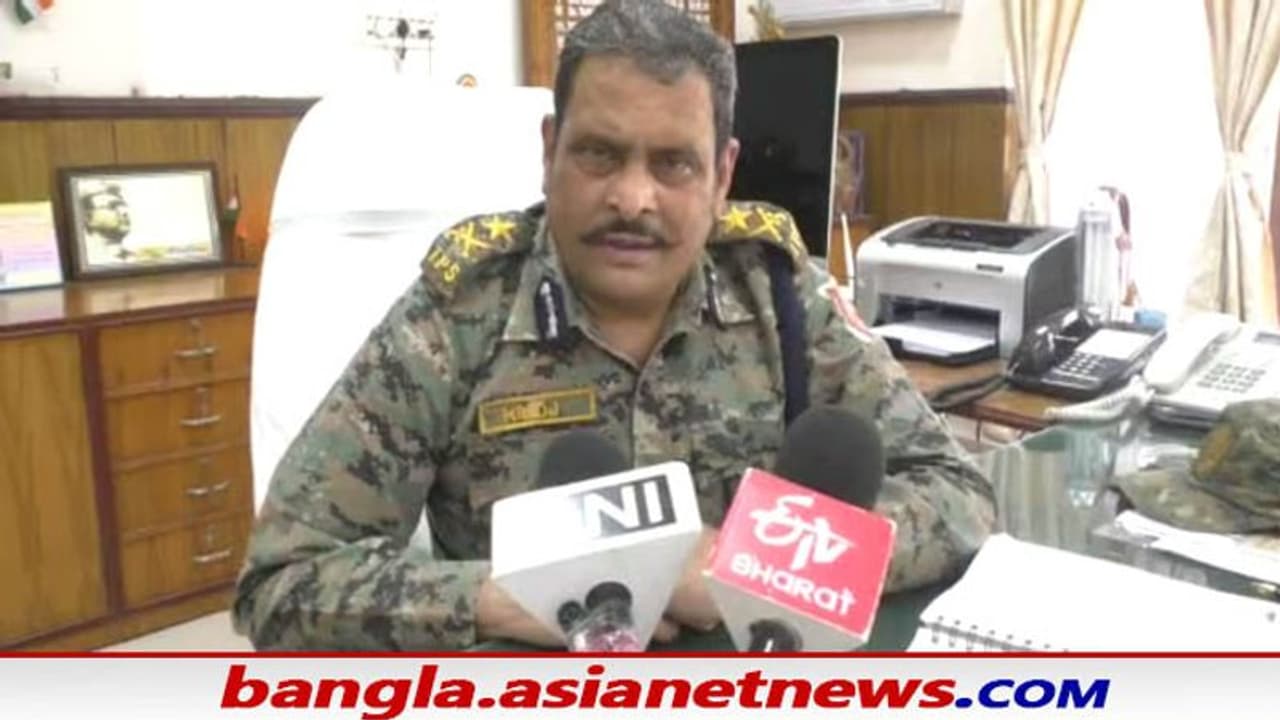 পুরভোটের আবহে তপ্ত ব্যারকপুর, অপ্রীতিকর ঘটনা এড়াতে কতটা প্রস্তুত পুলিশ প্রশাসন পুরভোটের আবহে তপ্ত ব্যারকপুর, অপ্রীতিকর ঘটনা এড়াতে কতটা প্রস্তুত পুলিশ প্রশাসন