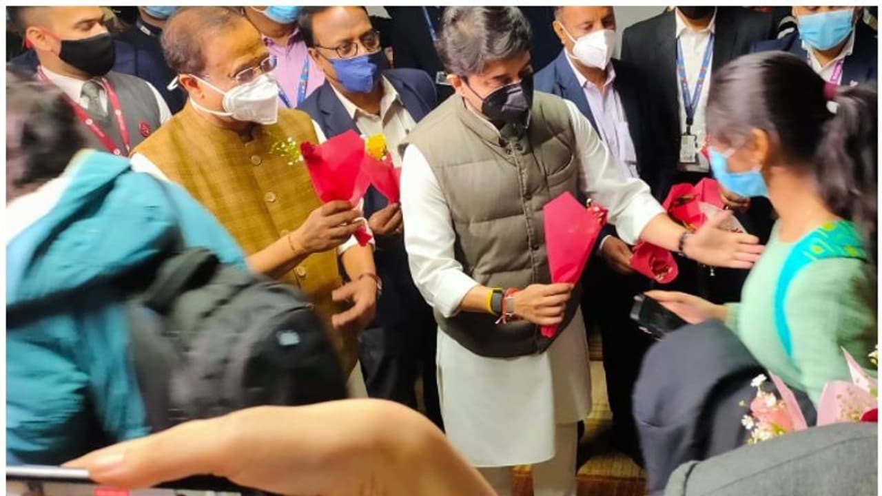 ഇന്ത്യാക്കാരെ നാട്ടിലെത്തിക്കും;സുരക്ഷക്കാണ് പ്രഥമ പരിഗണന പ്രധാനമന്ത്രി;ഇടപെടൽ വേഗത്തിലാക്കണമെന്ന് കേരളം ഇന്ത്യാക്കാരെ നാട്ടിലെത്തിക്കും;സുരക്ഷക്കാണ് പ്രഥമ പരിഗണന പ്രധാനമന്ത്രി;ഇടപെടൽ വേഗത്തിലാക്കണമെന്ന് കേരളം