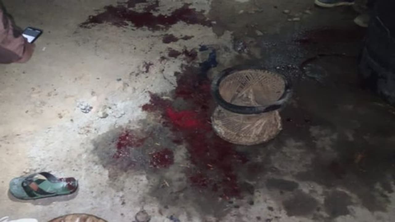 മണിപ്പൂരില് സ്ഫോടനം രണ്ടുപേര് കൊല്ലപ്പെട്ടു; സ്ഫോടനം നടന്നത് ആദ്യഘട്ട പോളിംഗിന് 48 മണിക്കൂര് അവശേഷിക്കെ മണിപ്പൂരില് സ്ഫോടനം രണ്ടുപേര് കൊല്ലപ്പെട്ടു; സ്ഫോടനം നടന്നത് ആദ്യഘട്ട പോളിംഗിന് 48 മണിക്കൂര് അവശേഷിക്കെ