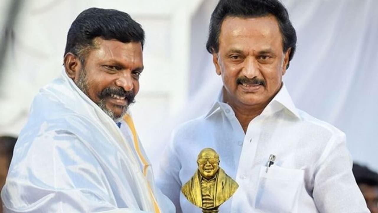 இதுதான் திராவிட மாடலா? திமுகவை எதிர்க்கும் விசிகவினர்.. சாட்டையை சுழற்றிய திருமாவளவன் ! இதுதான் திராவிட மாடலா? திமுகவை எதிர்க்கும் விசிகவினர்.. சாட்டையை சுழற்றிய திருமாவளவன் !