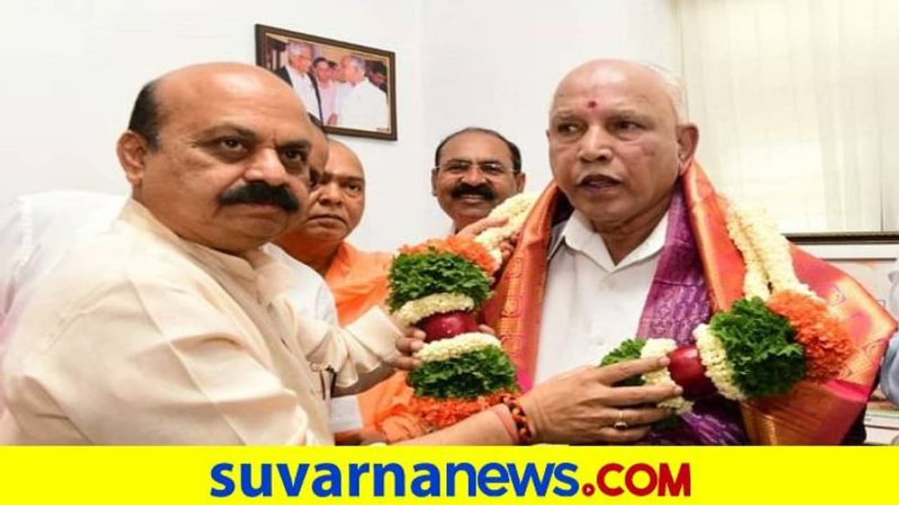 ಗಣ್ಯರು, ಅಭಿಮಾನಿಗಳ ಜತೆ ಯಡಿಯೂರಪ್ಪ ಜನ್ಮದಿನ: ಬಿಜೆಪಿ ಗೆಲ್ಲಿಸಲು ಬಿಎಸ್ವೈ ರಾಜ್ಯಾದ್ಯಂತ ಪ್ರವಾಸ ಗಣ್ಯರು, ಅಭಿಮಾನಿಗಳ ಜತೆ ಯಡಿಯೂರಪ್ಪ ಜನ್ಮದಿನ: ಬಿಜೆಪಿ ಗೆಲ್ಲಿಸಲು ಬಿಎಸ್ವೈ ರಾಜ್ಯಾದ್ಯಂತ ಪ್ರವಾಸ