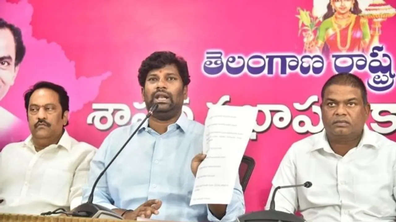 ఒకరికి మత పిచ్చి .. మరొకరికి కులపిచ్చి : బండి సంజయ్, రేవంత్ రెడ్డిలపై బాల్క సుమన్ విమర్శలు ఒకరికి మత పిచ్చి .. మరొకరికి కులపిచ్చి : బండి సంజయ్, రేవంత్ రెడ్డిలపై బాల్క సుమన్ విమర్శలు