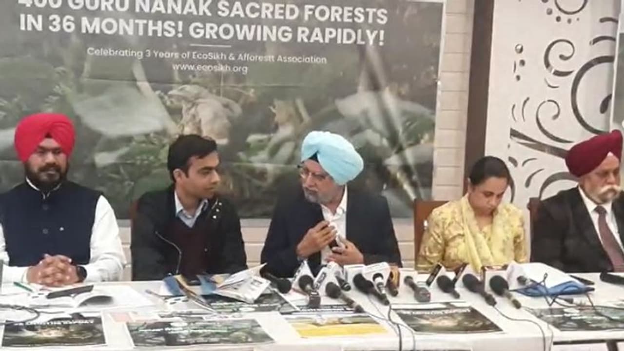 इकोसिख ने 36 महीने में 400 से ज्यादा गुरू नानक पवित्र वनों की स्थापना की, जानिए इसके बारे में इकोसिख ने 36 महीने में 400 से ज्यादा गुरू नानक पवित्र वनों की स्थापना की, जानिए इसके बारे में
