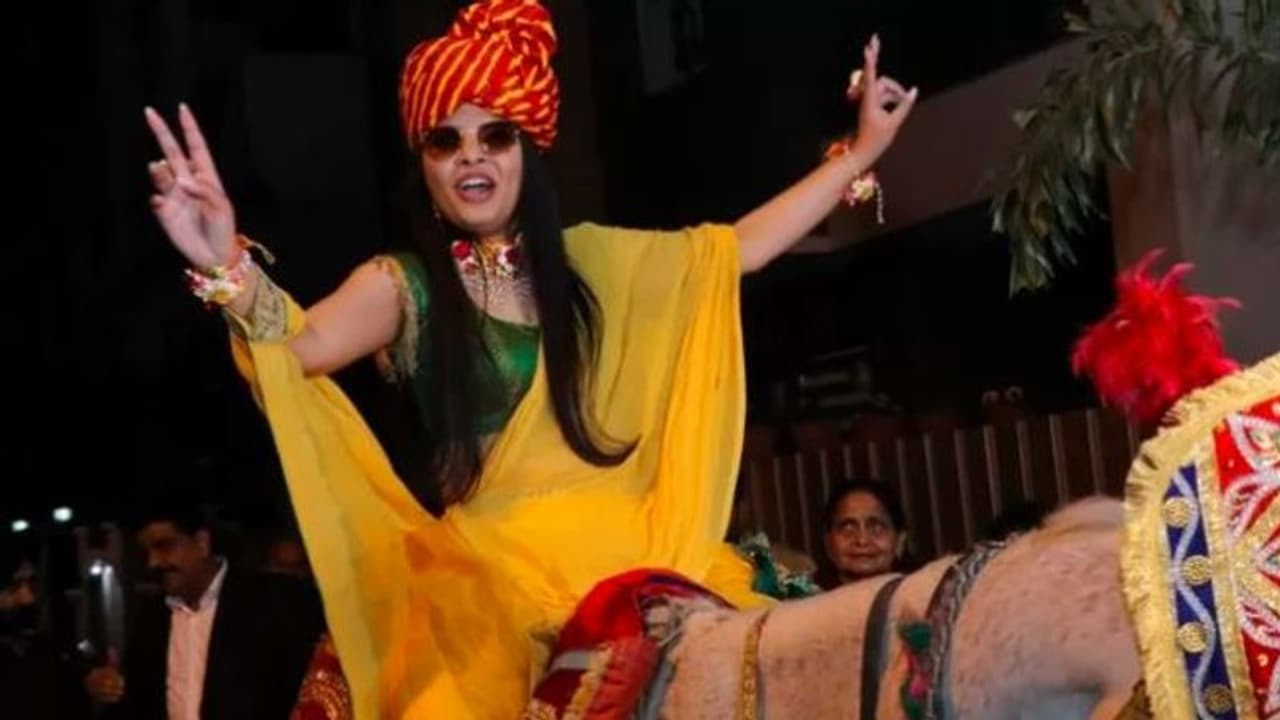 महिलाओं को मिले उनके हक की बराबरी, पुरुषों को छोड़ने होंगे कुतर्क महिलाओं को मिले उनके हक की बराबरी, पुरुषों को छोड़ने होंगे कुतर्क